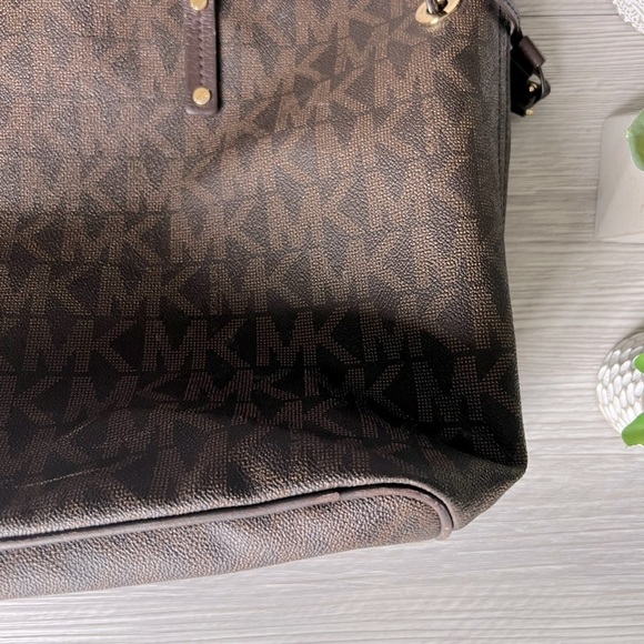 MICHAEL KORS jet set reversible brown logo snake print tote - Picture 9 of 16